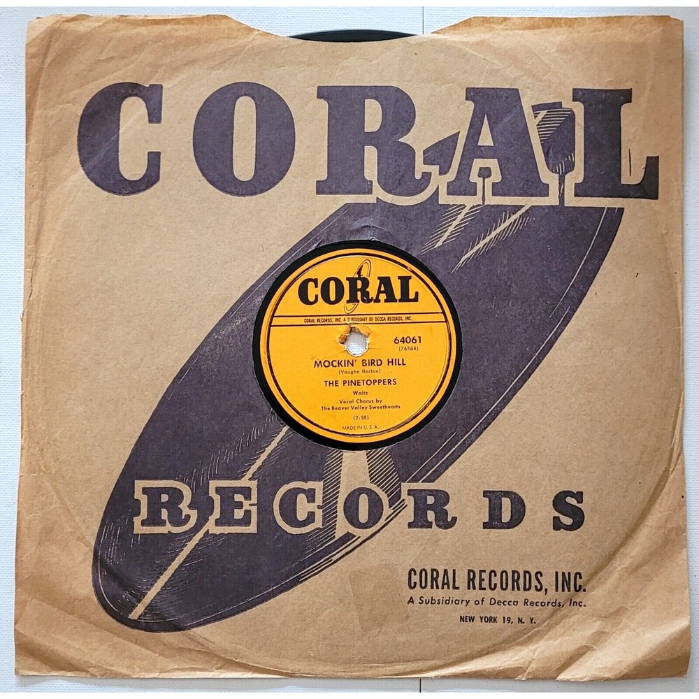 Pinetoppers 78 RPM - Mockin' Bird Hill / Big Parade Polka - Coral V+